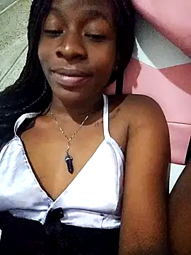 -hotebony online show from May 1, 2026, 2:33 pm