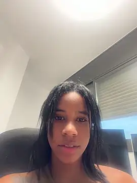 cataleya201901 online show from June 4, 2026, 7:18 pm