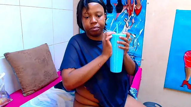 BubblyIvyxxx online show from May 7, 2026, 6:39 am