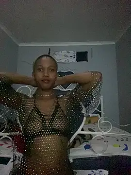 Snapshot of kentrella04 chatting on February 16, 2026, 3:43 pm kentrella04 online show from February 16, 2026, 3:43 pm