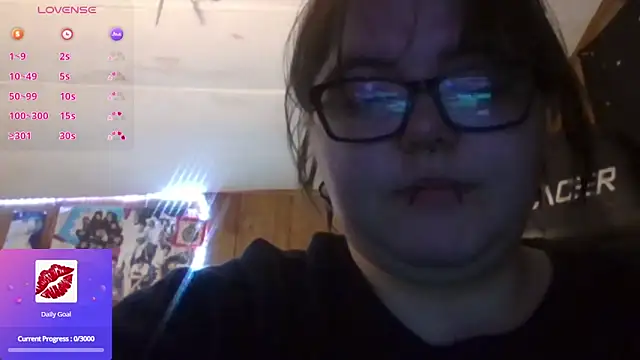 Snapshot of thatskarma chatting on March 10, 2026, 8:29 am thatskarma online show from March 10, 2026, 8:29 am