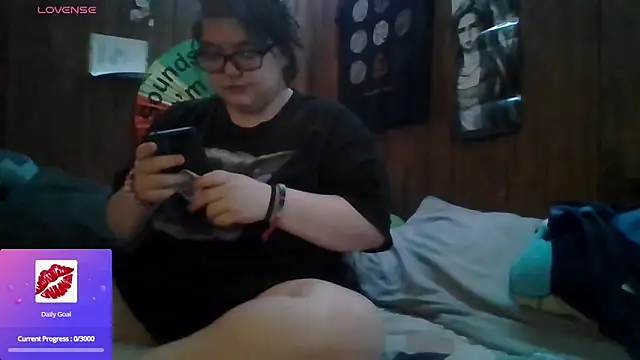 Snapshot of thatskarma chatting on March 28, 2026, 5:08 am thatskarma online show from March 28, 2026, 5:08 am