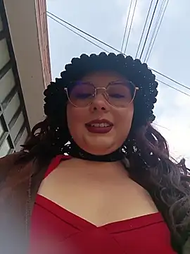 Snapshot of Yulska chatting on March 25, 2026, 9:46 pm Yulska online show from March 25, 2026, 9:46 pm