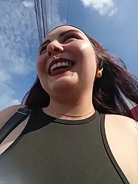 Snapshot of Yulska chatting on March 8, 2026, 8:12 pm Yulska online show from March 8, 2026, 8:12 pm