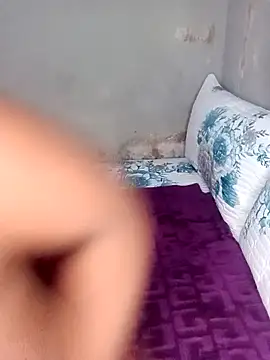 Snapshot of Lilly2590 chatting on February 12, 2026, 4:23 am Lilly2590 online show from February 12, 2026, 4:23 am