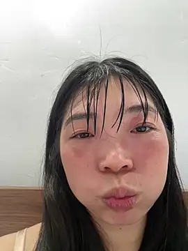 cuty lusy online show from February 17, 2026, 2:14 pm