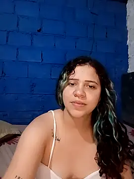 Snapshot of Aitana2005 chatting on March 7, 2026, 3:13 am Aitana2005 online show from March 7, 2026, 3:13 am