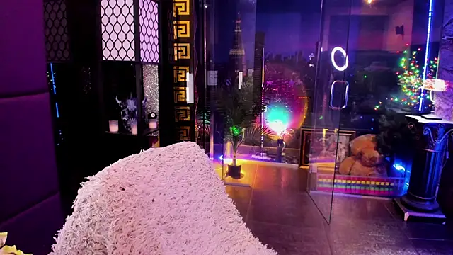 sunn ooo online show from June 26, 2026, 5:46 am