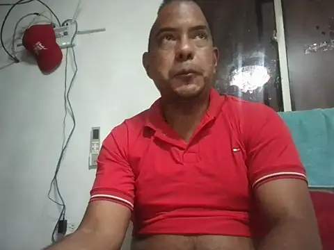 Quillero18 online show from February 10, 2026, 4:17 pm