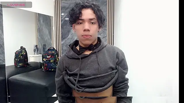 DaviidBuckx  online show from June 9, 2026, 9:05 pm