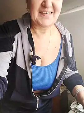 ViolaStar75 online show from March 13, 2026, 7:35 am