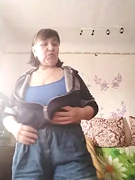 ViolaStar75 online show from March 17, 2026, 5:32 am