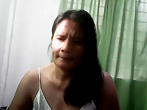 Wildhot Mommy online show from March 29, 2026, 11:06 pm