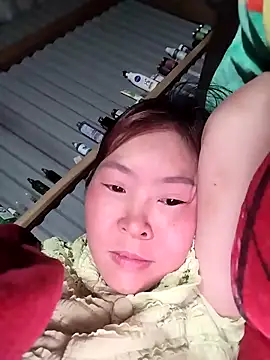 Snapshot of Yiyoongg chatting on March 20, 2026, 1:56 pm Yiyoongg online show from March 20, 2026, 1:56 pm