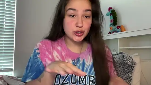 anitayurmoniii online show from May 11, 2026, 12:34 am