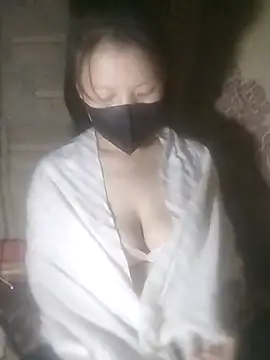 Snapshot of Yang-my- chatting on February 22, 2026, 1:46 pm Yang-my- online show from February 22, 2026, 1:46 pm