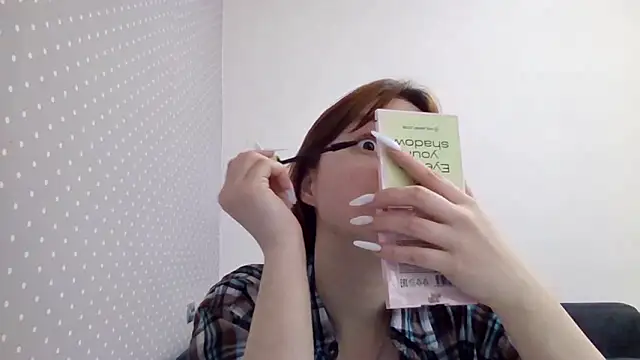 Snapshot of Ammymia chatting on March 18, 2026, 8:06 am Ammymia online show from March 18, 2026, 8:06 am