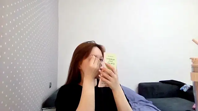 Snapshot of Ammymia chatting on March 13, 2026, 8:19 am Ammymia online show from March 13, 2026, 8:19 am