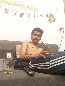 Sam03s online show from February 22, 2026, 8:32 pm