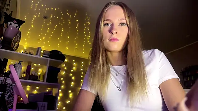 amily sunray online show from February 8, 2026, 3:21 pm