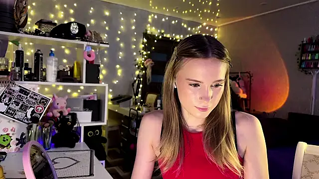 Snapshot of amily_sunray chatting on March 7, 2026, 1:38 pm amily sunray online show from March 7, 2026, 1:38 pm