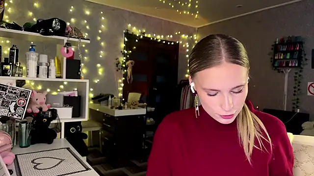 Snapshot of amily_sunray chatting on March 21, 2026, 2:43 pm amily sunray online show from March 21, 2026, 2:43 pm