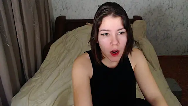 Snapshot of AdelMauds chatting on February 13, 2026, 2:39 pm AdelMauds online show from February 13, 2026, 2:39 pm