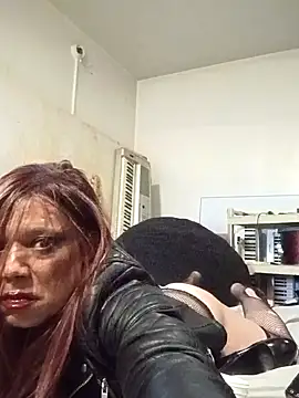 Snapshot of prty2thepoint chatting on February 11, 2026, 1:33 pm prty2thepoint online show from February 11, 2026, 1:33 pm