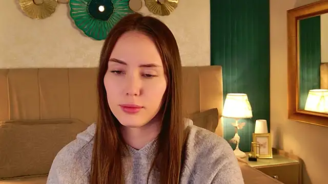 Arielle Vade online show from April 18, 2026, 5:43 am