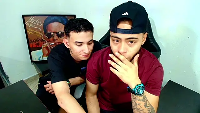 Snapshot of Xanderstone00 chatting on March 10, 2026, 1:37 pm Xanderstone00 online show from March 10, 2026, 1:37 pm