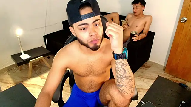 Snapshot of Xanderstone00 chatting on March 17, 2026, 4:21 pm Xanderstone00 online show from March 17, 2026, 4:21 pm