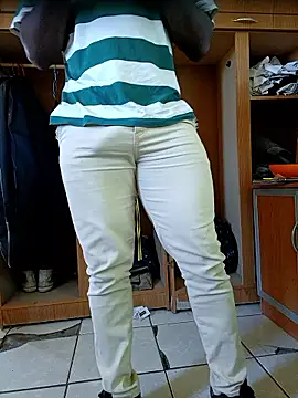 Snapshot of Rough-Big-Djay chatting on March 3, 2026, 9:05 am Rough-Big-Djay online show from March 3, 2026, 9:05 am