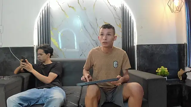 Isaak 26 online show from March 1, 2026, 2:28 pm