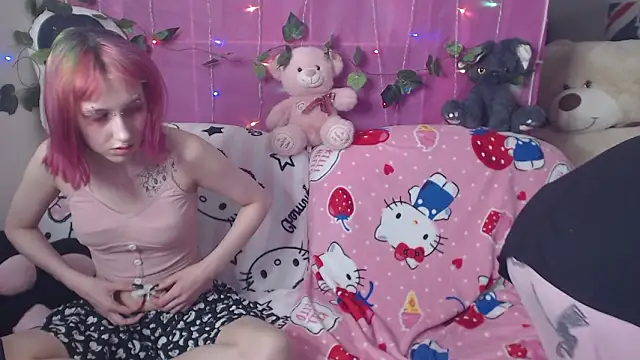 KitttyWhisper online show from March 19, 2026, 2:28 pm