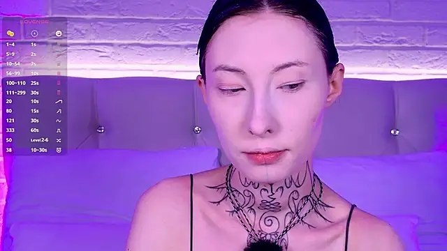 roxy morrison x online show from May 4, 2026, 3:43 am