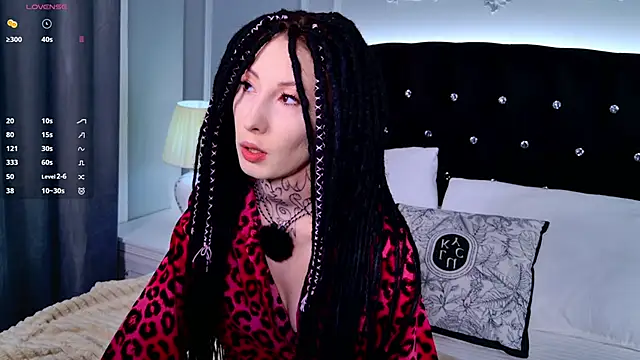 Snapshot of roxy_morrison_x chatting on March 25, 2026, 5:45 pm roxy morrison x online show from March 25, 2026, 5:45 pm