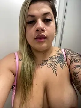 Snapshot of kahreal chatting on April 1, 2026, 4:26 pm kahreal online show from April 1, 2026, 4:26 pm