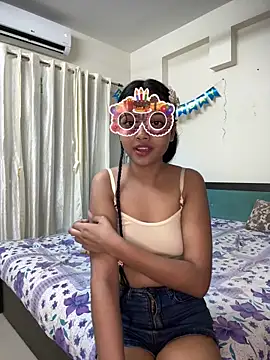 quzzy fuck online show from February 9, 2026, 6:39 pm