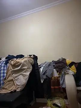 Sissyfemboi1 online show from February 9, 2026, 6:39 pm