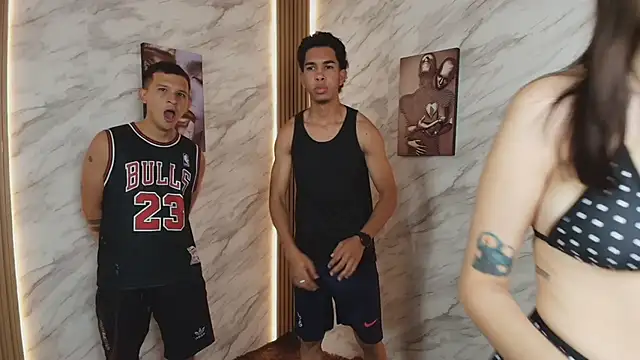 Snapshot of nympho_queenhot chatting on February 15, 2026, 1:21 pm nympho queenhot online show from February 15, 2026, 1:21 pm