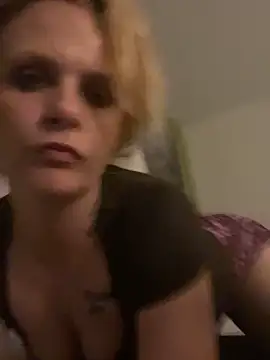 angelswhore online show from May 5, 2026, 11:41 pm
