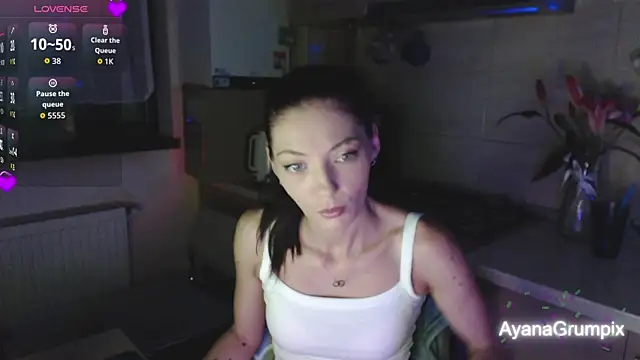 Snapshot of AyanaGrumpix chatting on June 22, 2026, 1:11 am AyanaGrumpix online show from June 22, 2026, 1:11 am