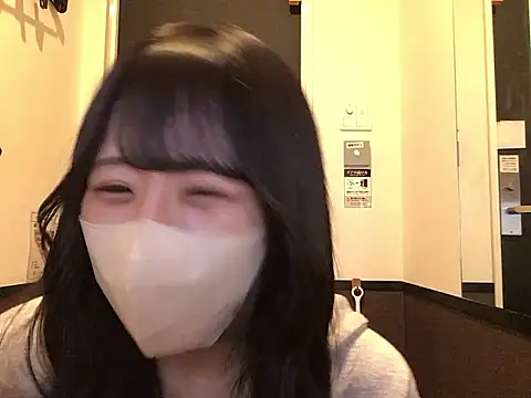 cocomi-coco0209 online show from April 29, 2026, 7:20 pm