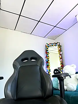 Snapshot of Queen_Elektra chatting on March 16, 2026, 9:06 pm Queen Elektra online show from March 16, 2026, 9:06 pm