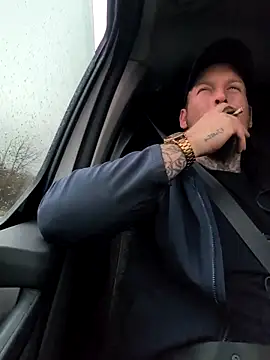 dave32000 online show from February 27, 2026, 12:38 pm