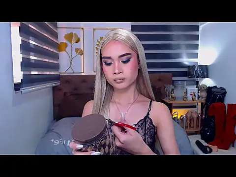 JuicyCockThea online show from April 10, 2026, 3:57 am