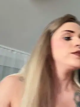 Kedi Kiss online show from May 7, 2026, 12:41 pm