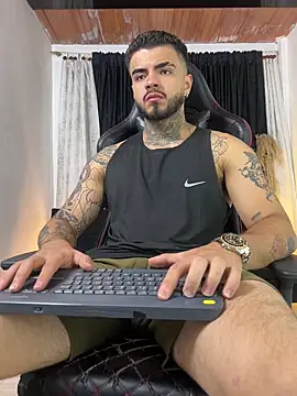 Benjii Carter1 online show from April 25, 2026, 2:14 am