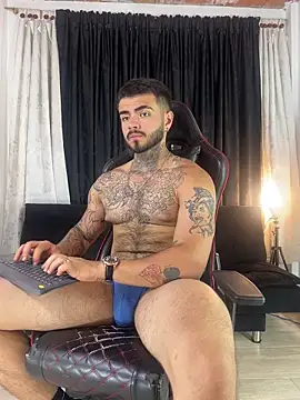 Benjii Carter1 online show from March 4, 2026, 4:31 am