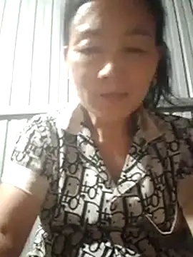 Snapshot of Kiss_love2 chatting on June 7, 2026, 9:25 am Kiss love2 online show from June 7, 2026, 9:25 am